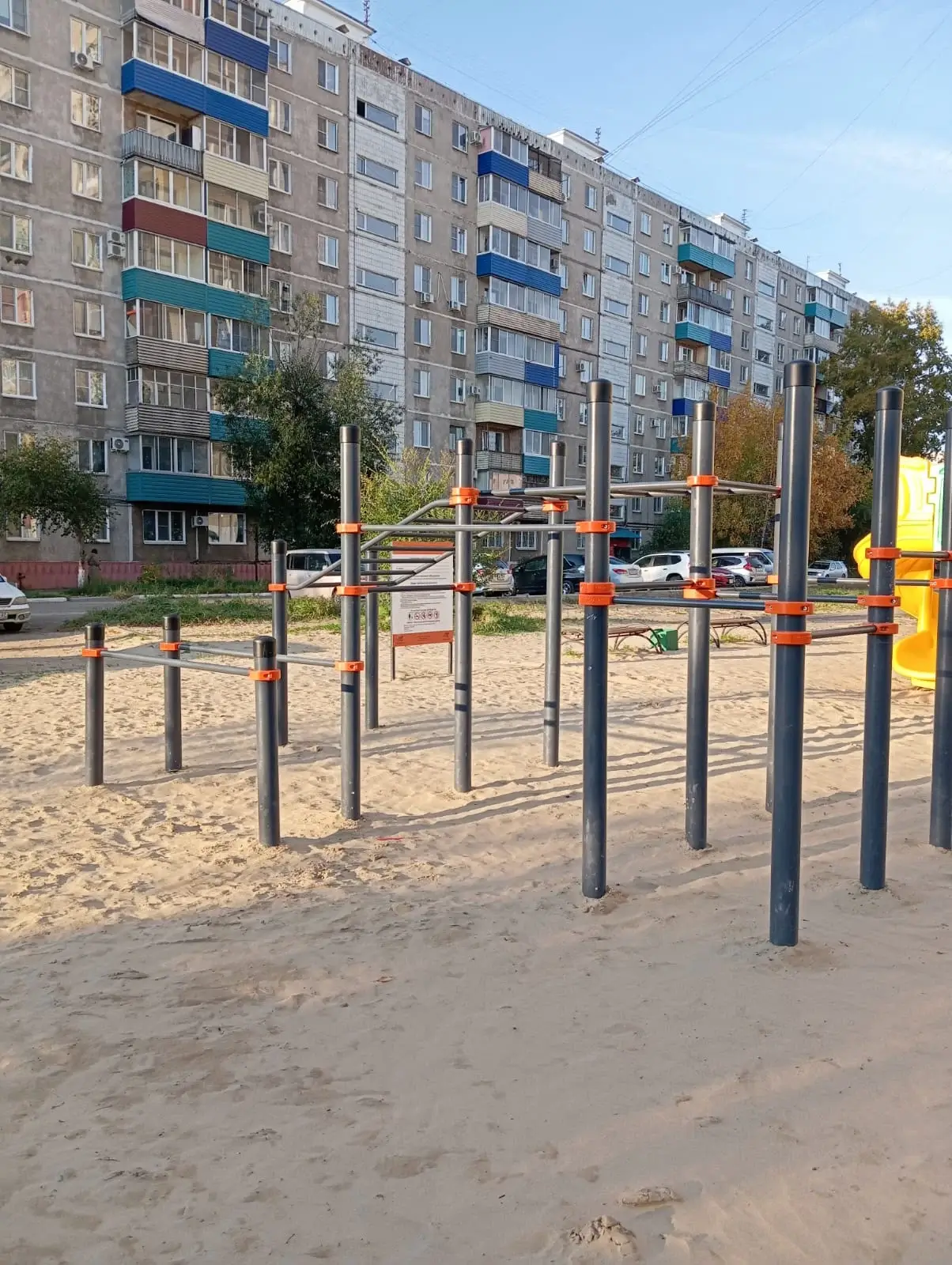 Детская площадка дикопльцева 36